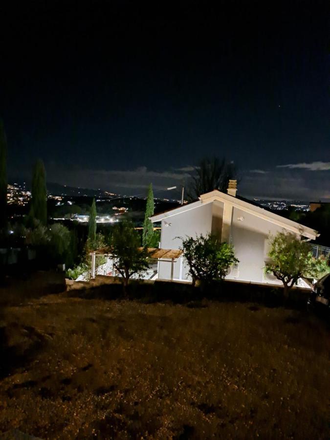 Villa The Green Door - Casa Vacanze Vicino A Roma Fonte Nuova Exteriér fotografie